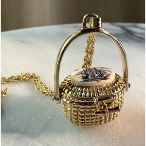 RARE NANTUCKET PENDANT Necklace/Al Doucette Signed Vintage Golden